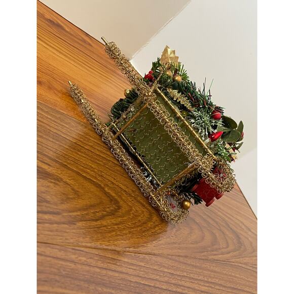 Handmade Mini Holiday Sleighs Centerpiece Decoration - Picture 6 of 6